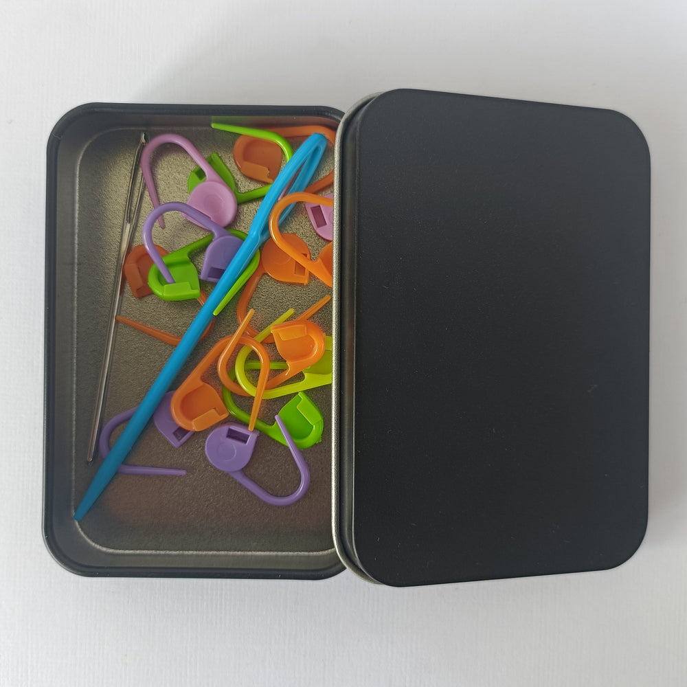 Crochet Set (Stitch Markers + Needles)