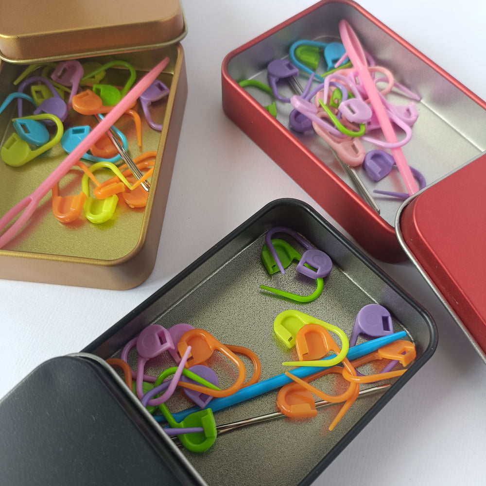 Crochet Set (Stitch Markers + Needles)